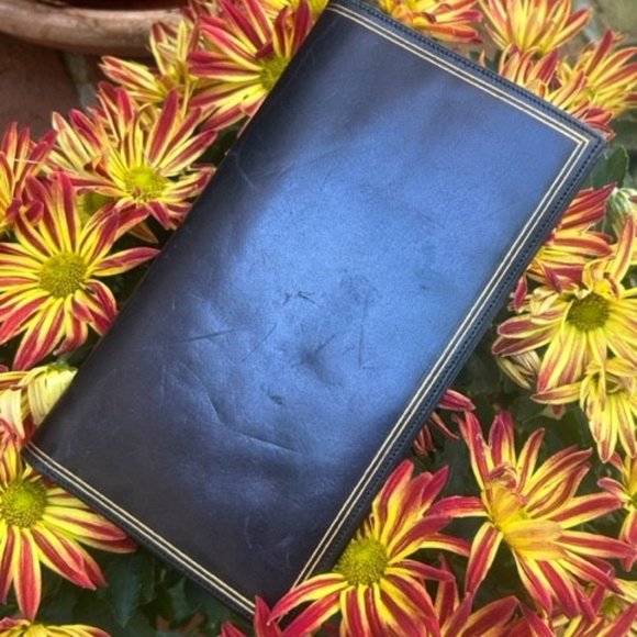 VTG Italian Leather Black Billfold Wallet